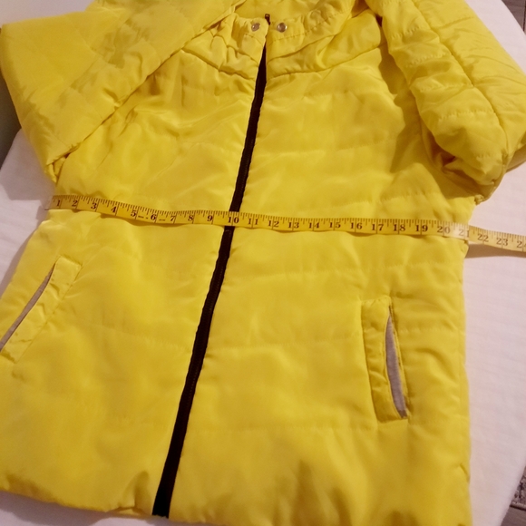 Yellow Lightweight Coat - Picture 10 of 13